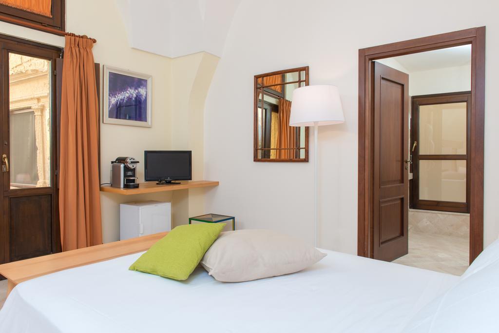 Suite Palace Castromediano Lecce Exterior foto